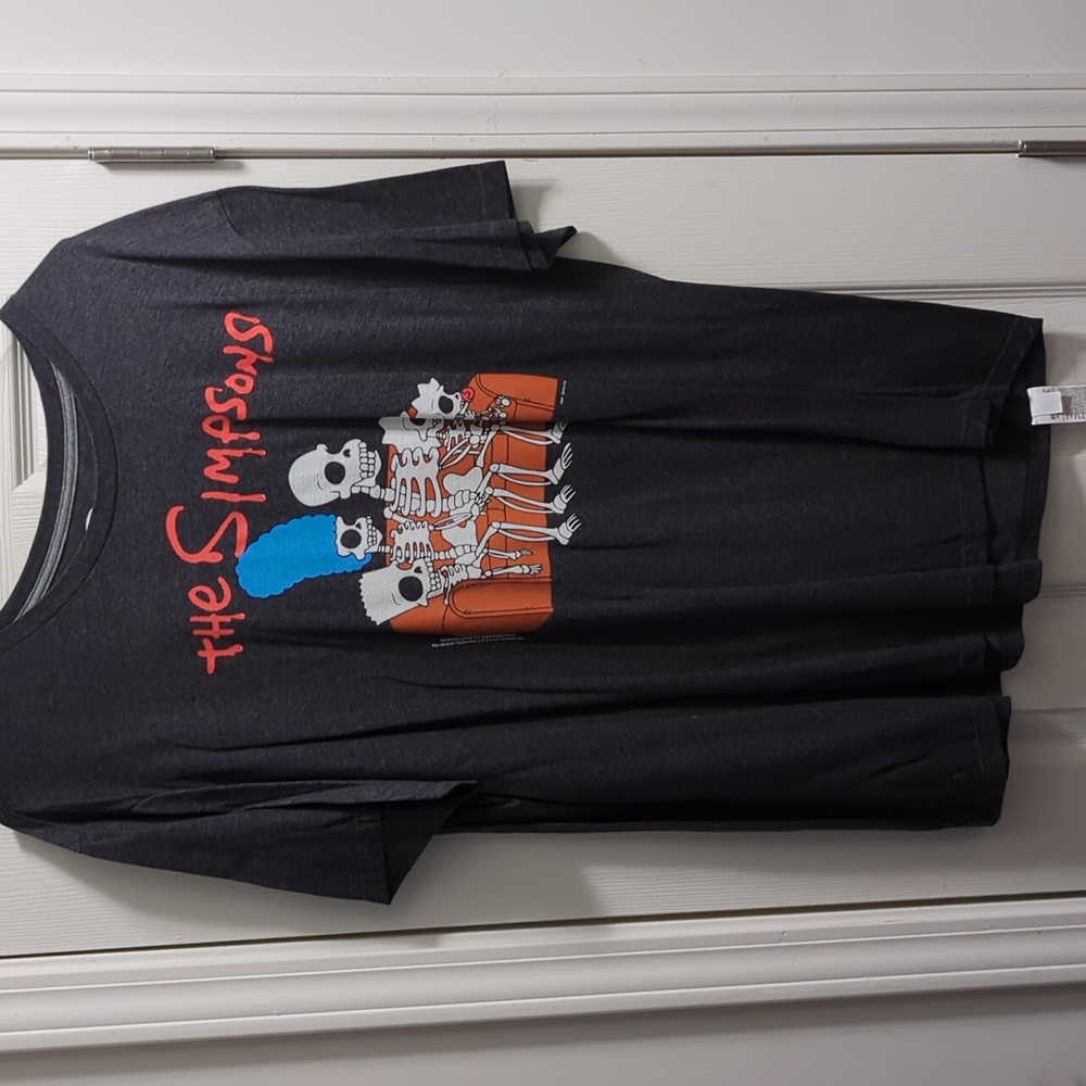 Men’s “The Simpsons” one happy family t-shirt XXL